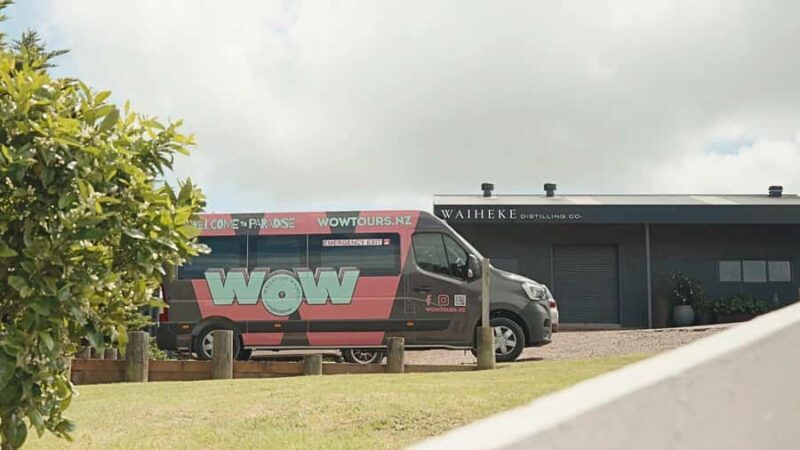 Waiheke Island: Wine, Gin, and Olive Oil Tour with Lunch - Who Should Consider This Tour?