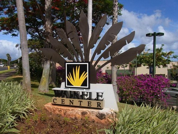 waikele-outlet-shopping-shuttle-from-waikiki-2