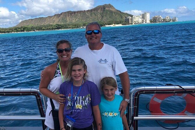 waikiki-beach-glass-bottom-boat-tour