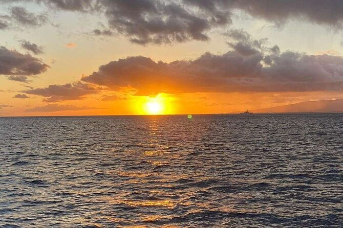 waikiki-fireworks-cruise-with-underwater-viewing-room-from-oahu
