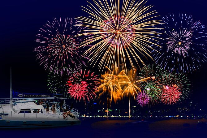 waikiki-friday-firework-catamaran-tour-2