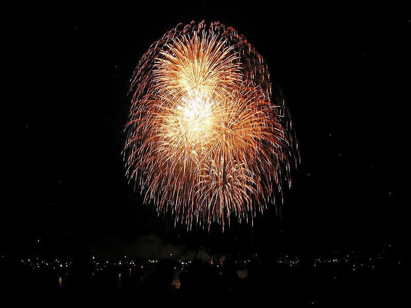 waikiki-friday-night-fireworks-sail