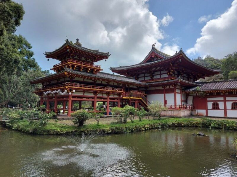 waikiki-guided-byodo-temple-and-waimea-waterfalls-day-trip