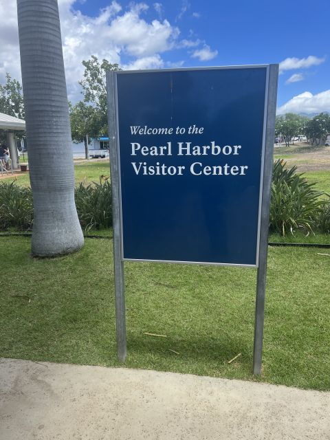 waikiki-pearl-harbor-uss-arizona-memorial-honolulu-tour