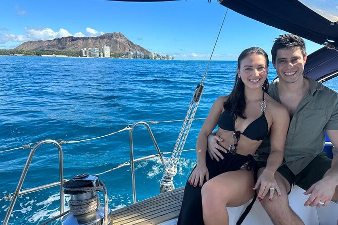 waikiki-private-day-tour-and-sunset-sail-for-couples
