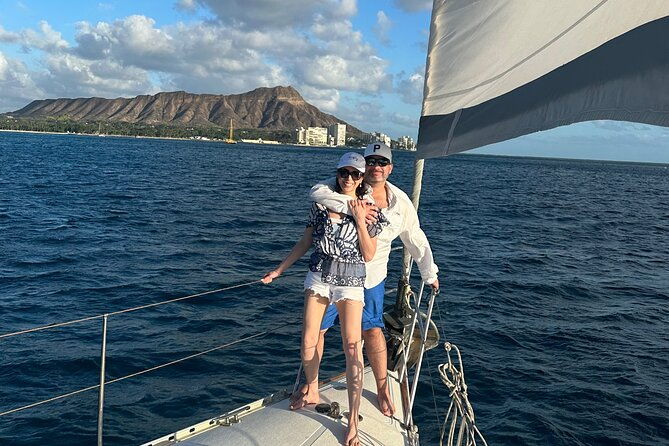 waikiki-private-day-tour-and-sunset-sail-for-couples