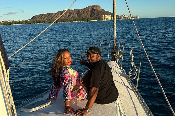 waikiki-private-day-tour-and-sunset-sail-for-couples