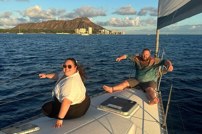 waikiki-private-day-tour-and-sunset-sail-for-couples
