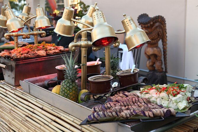 waikiki-starlight-luau-at-the-hilton-hawaiian-village