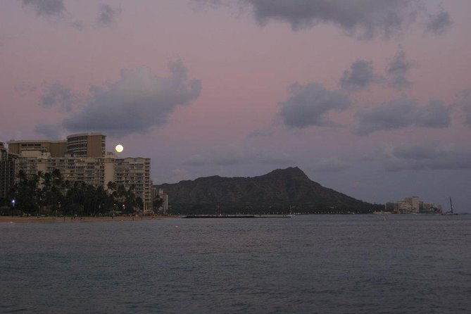 waikiki-sunset-cocktail-cruise-including-drinks-and-appetizers