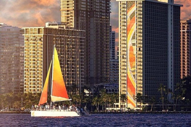 waikiki-sunset-cocktail-sail-with-open-bar