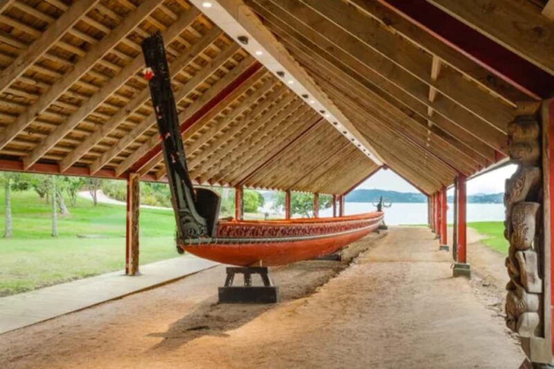 Waitangi Treaty Grounds Guided Tour - Analyzing the Value
