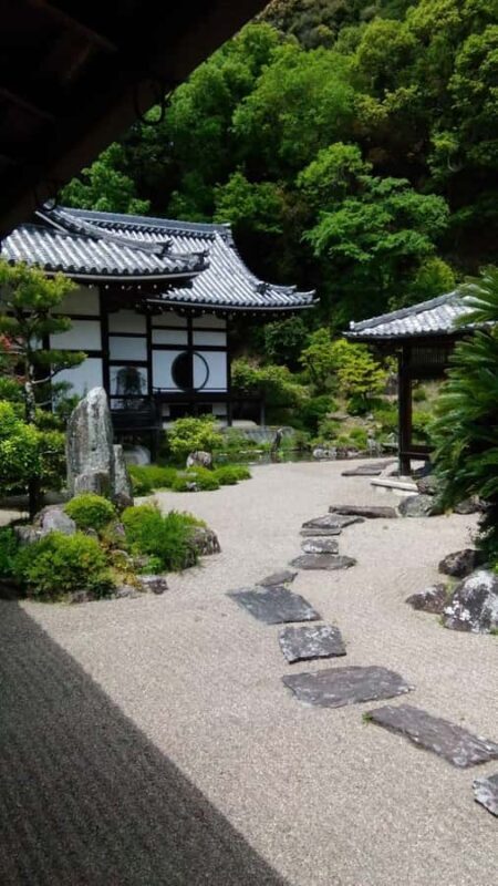 Wakayama: Negoro Historical Walking Tour with Temples Visit - Practical Details and Considerations
