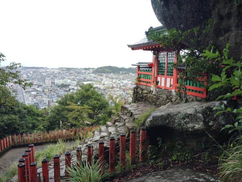 Wakayama: Sacred Journey to Kumano Hayatama and Kamikura - FAQ