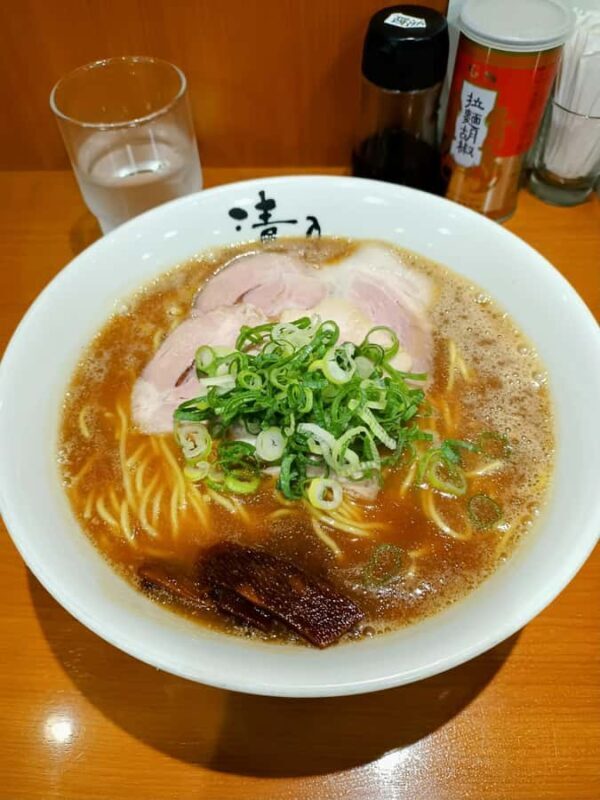 Wakayama: Station Food Hall Support with Local Guide - Why This Tour Works Well for Travelers