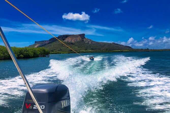 wake-knee-board-water-ski