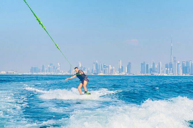 Wakeboard Experience in Dubai - Key Points: