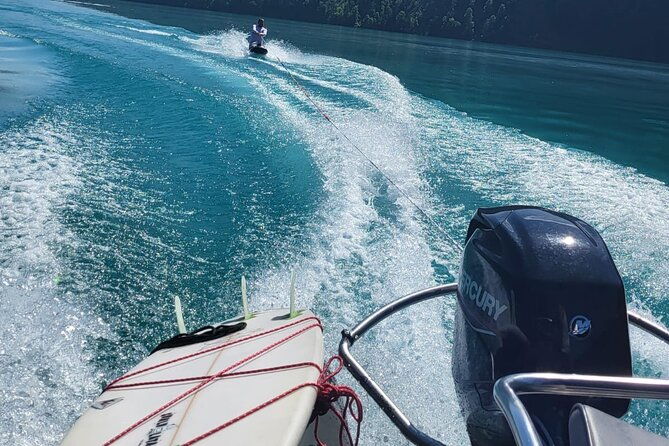 wakeboarding-lake-zurich-morning