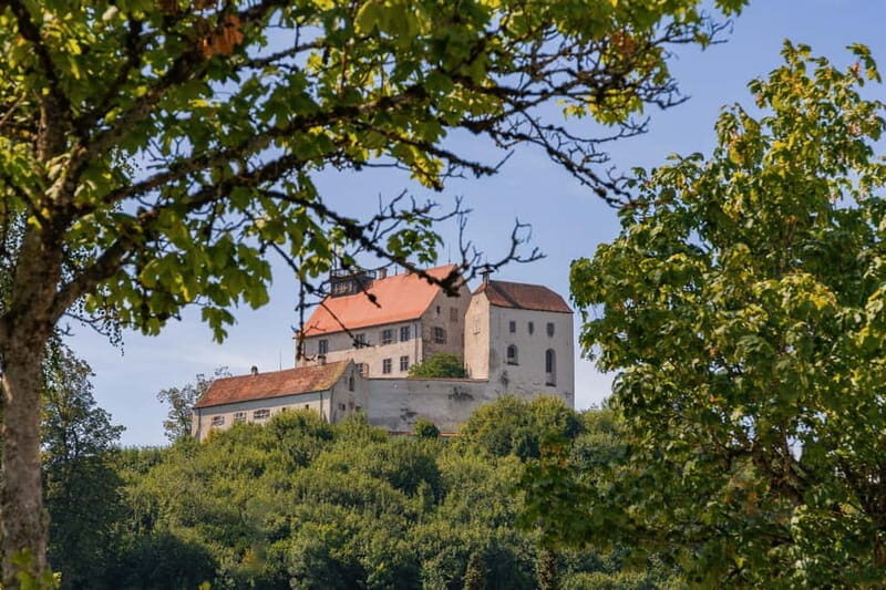 Waldburg: Tour of the Waldburg for adults - Key Points