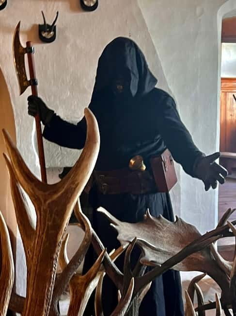 Waldburg: Tour of the Waldburg for adults - Booking and Flexibility