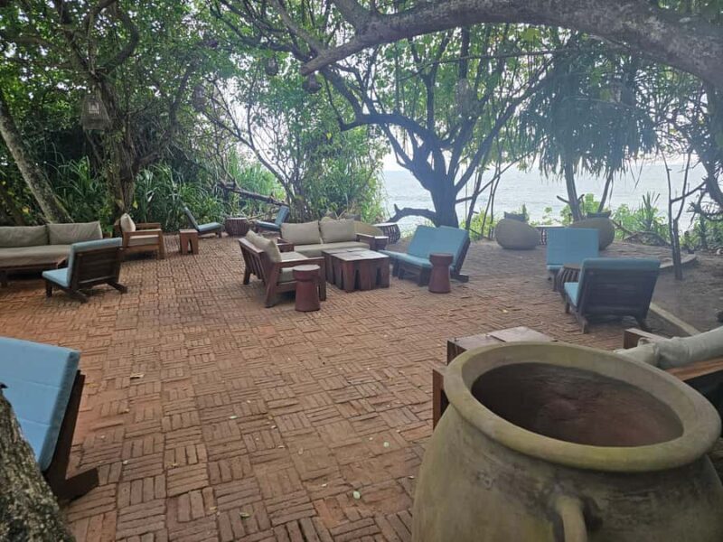 Waligama: Cliff Sunset Dining Experience + Wine - Comparing Similar Experiences