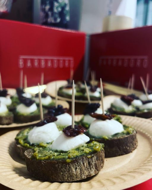 walk-among-the-rows-of-vineyards-and-wine-tasting