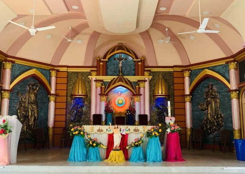 Walk and Explore Guwahati City: Guided Tour with Boat Ride - Vibrant Market Exploration