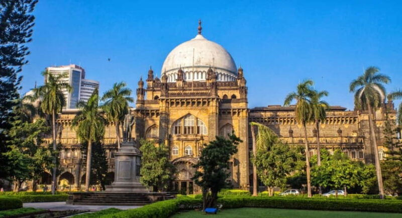 Walk and Explore Mumbai City: Guided Tour by Foot - Key Points