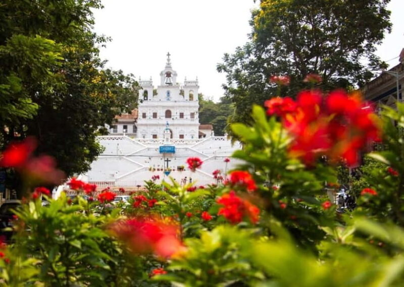 Walk and Explore Panjim City: Guided Tour by Foot - Temples and Churches: A Reflection of Goa’s Religious Harmony