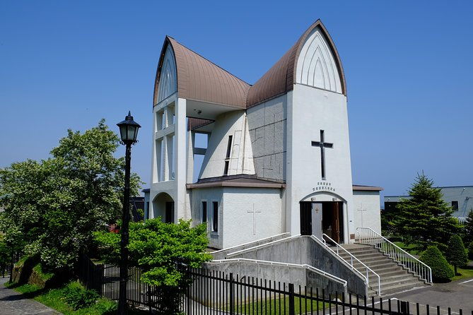 walk-around-hakodates-hidden-spots-guided-by-local-residents