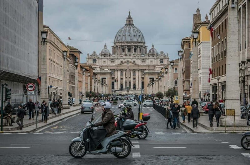 Walk in the Heart of Rome: The squares, the eternal history - Why This Tour Might Be the Right Choice for You