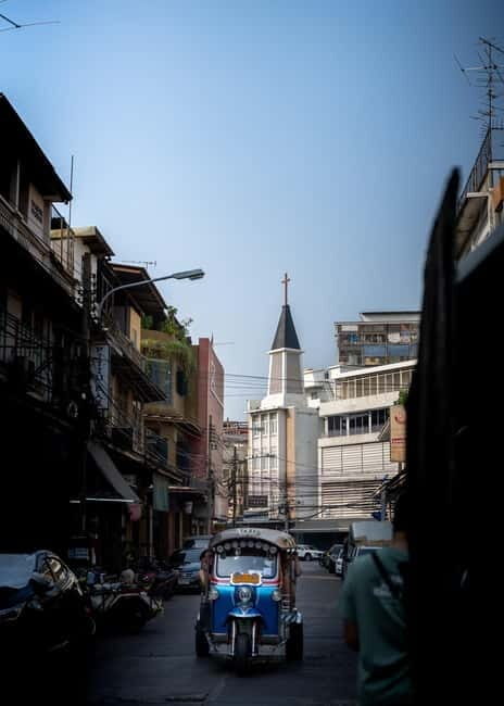 Walk & Snap: Discover Song Wat Street and Chinatown Bangkok - Key Points