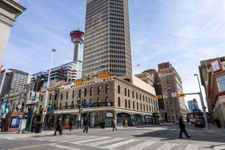 walk-the-best-of-calgary-private-tour