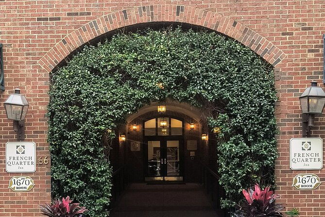 walk-through-time-with-a-native-on-our-charm-of-charleston-tour