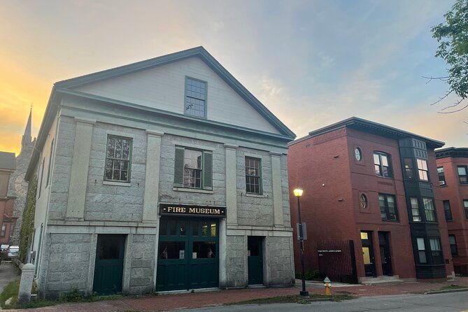 walk-with-ghosts-in-portland-2