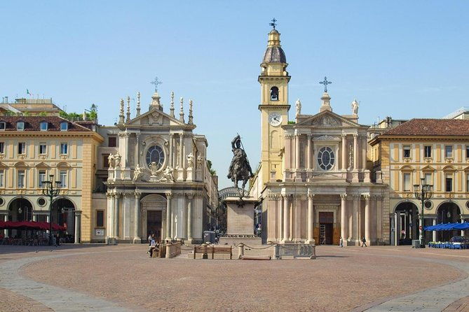 walking-around-turin-with-a-local-guide