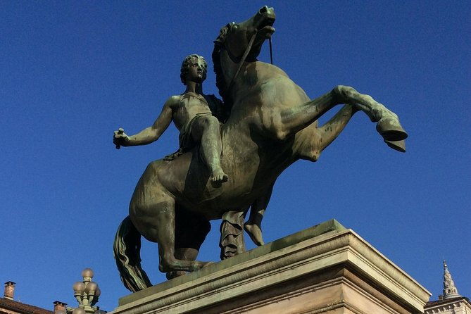 walking-around-turin-with-a-local-guide