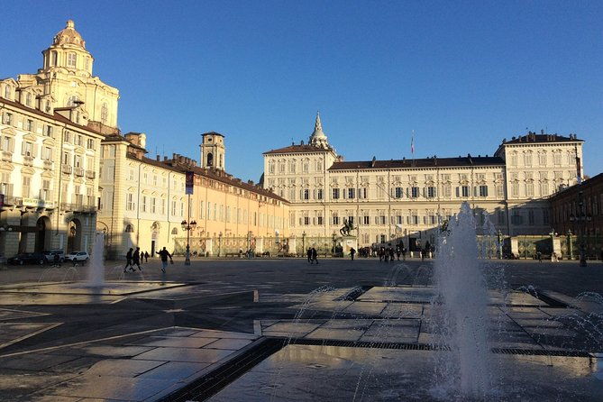 walking-around-turin-with-a-local-guide