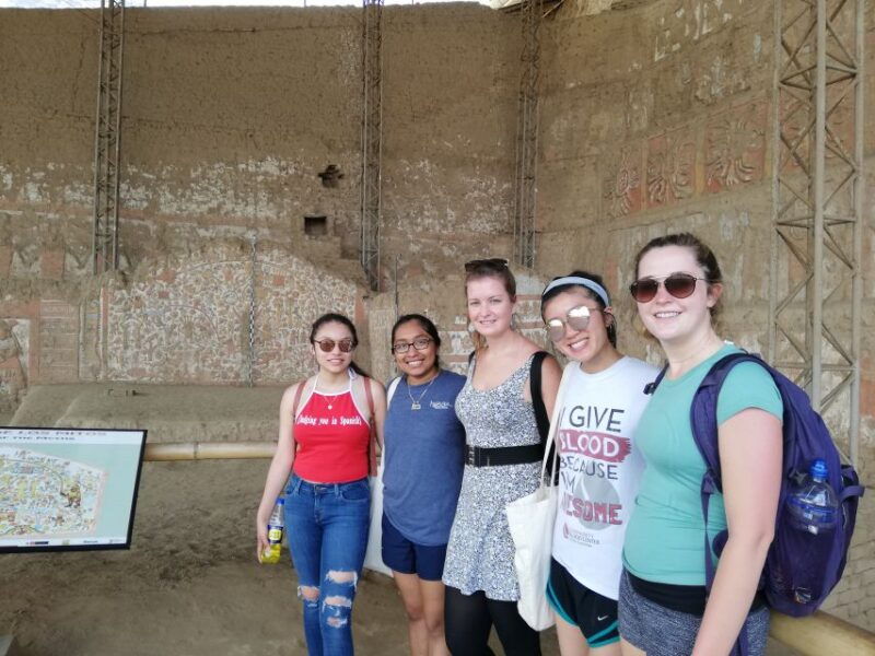 walking-by-moche-pyramids-shore-excursion-from-salaverry