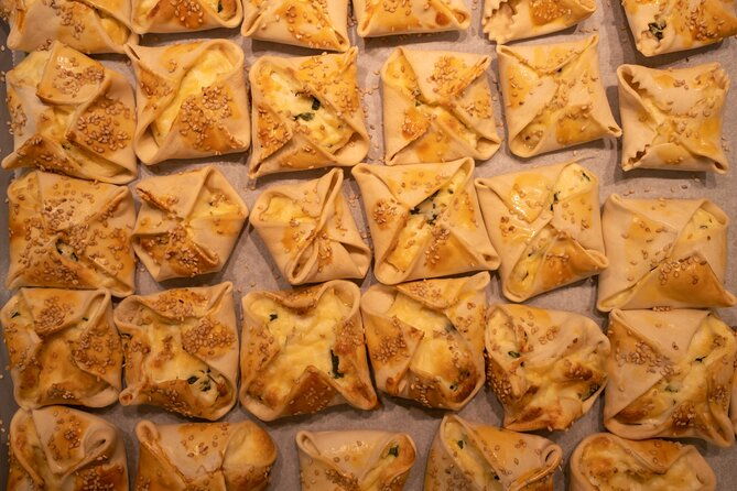 walking-food-tasting-tour-in-chania-town