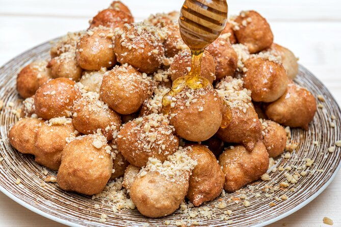 walking-food-tasting-tour-in-chania-town