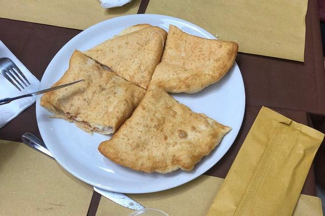 walking-food-tour-of-naples-with-tastings