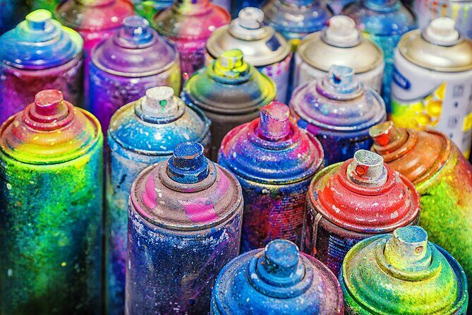 Walking Graffiti Tour with Augmented Reality in Tel Aviv - Value and Practical Considerations