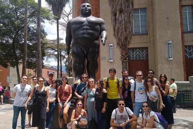 walking-historical-tour-of-medellin-walking-reality