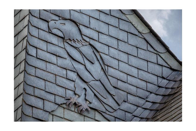 walking-photography-tour-of-amboise-conducted-in-english