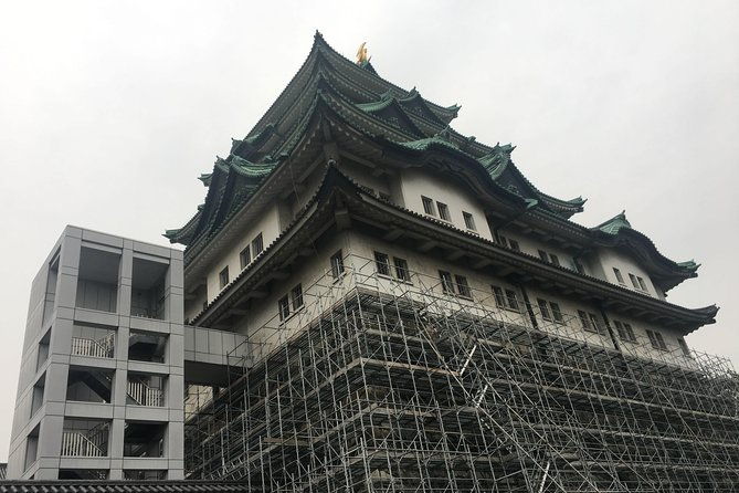 walking-small-group-nagoya-city-tour