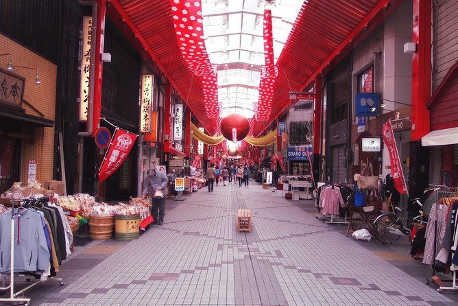 walking-small-group-nagoya-city-tour