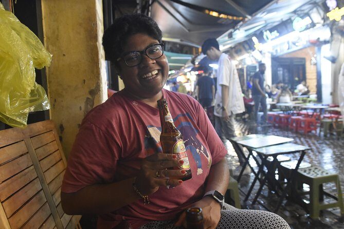 Walking Street Food Tour and Hidden Music - Live Music and Night Vibes: Binh Minhs Jazz Club