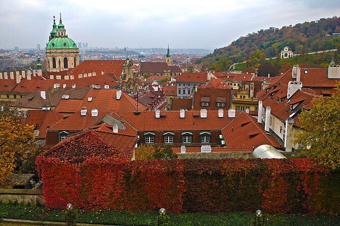 walking-through-ages-11th-to-21st-century-prague-flavoured