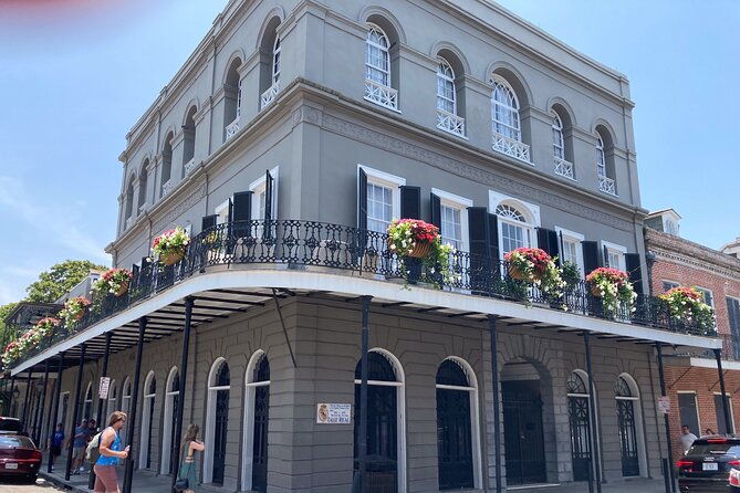walking-tour-about-the-good-the-bad-and-the-beautiful-women-of-new-orleans
